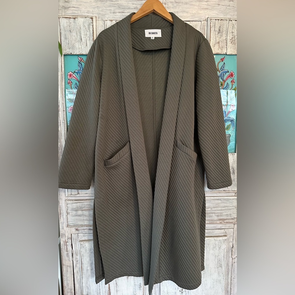 Bb Dakota Duster Sweater/Jacket, GUC, Medium, Olive-Sage Green